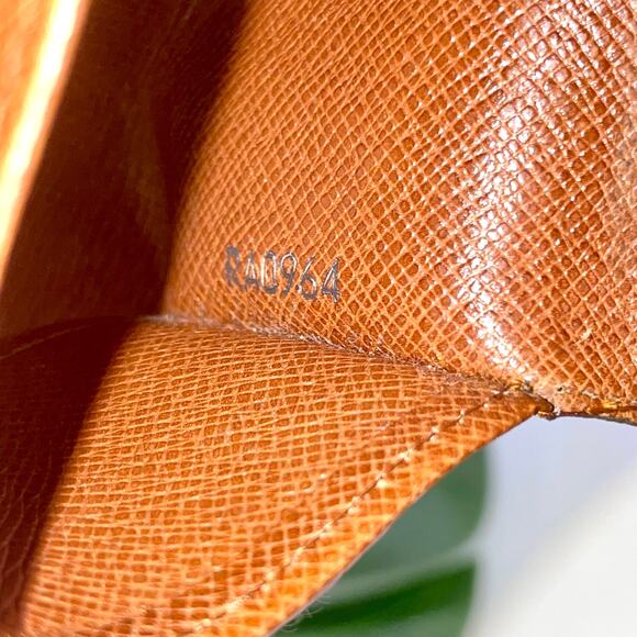 Louis Vuitton 4 Key Holder Chain Monogram Canvas Wallet SLG - Picture 11 of 12